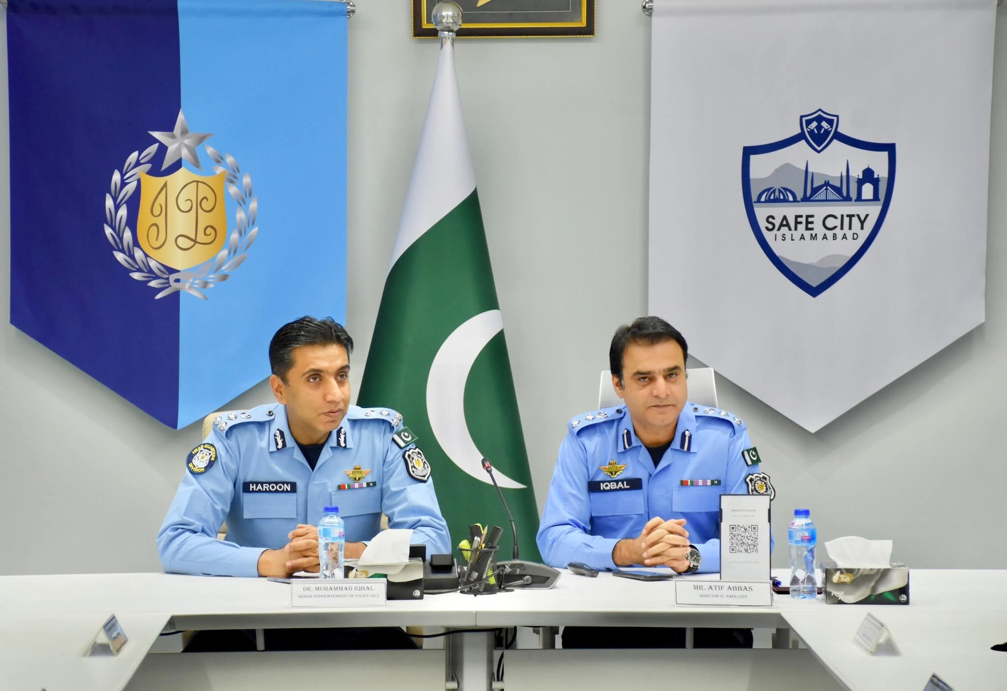 Jordan police officers