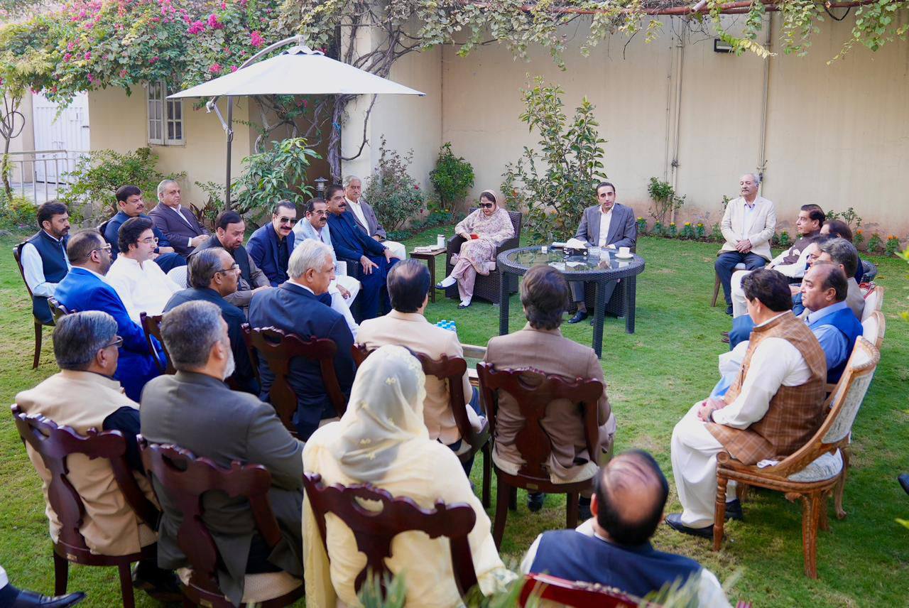 پاکستان پیپلزپارٹی آزاد جموں و کشمیر کی پارلیمانی پارٹی کا اجلاس ، آزاد جموں و کشمیر کی سیاسی صورتحال پر بات چیت