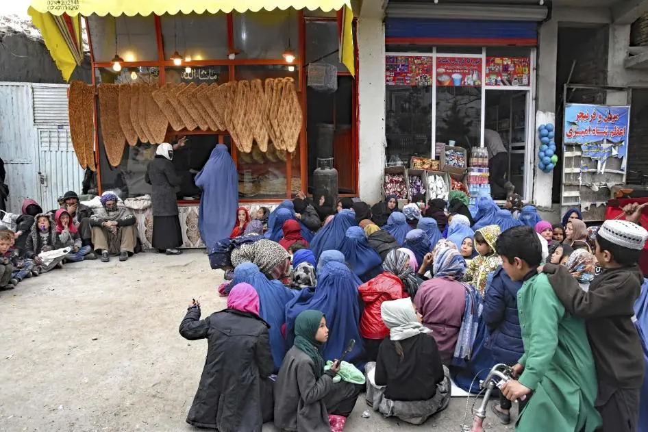 افغان طالبان حکومت کی نااہلی ،عوام غربت، بھوک و افلاس سے شدید انسانی بحران کا شکار