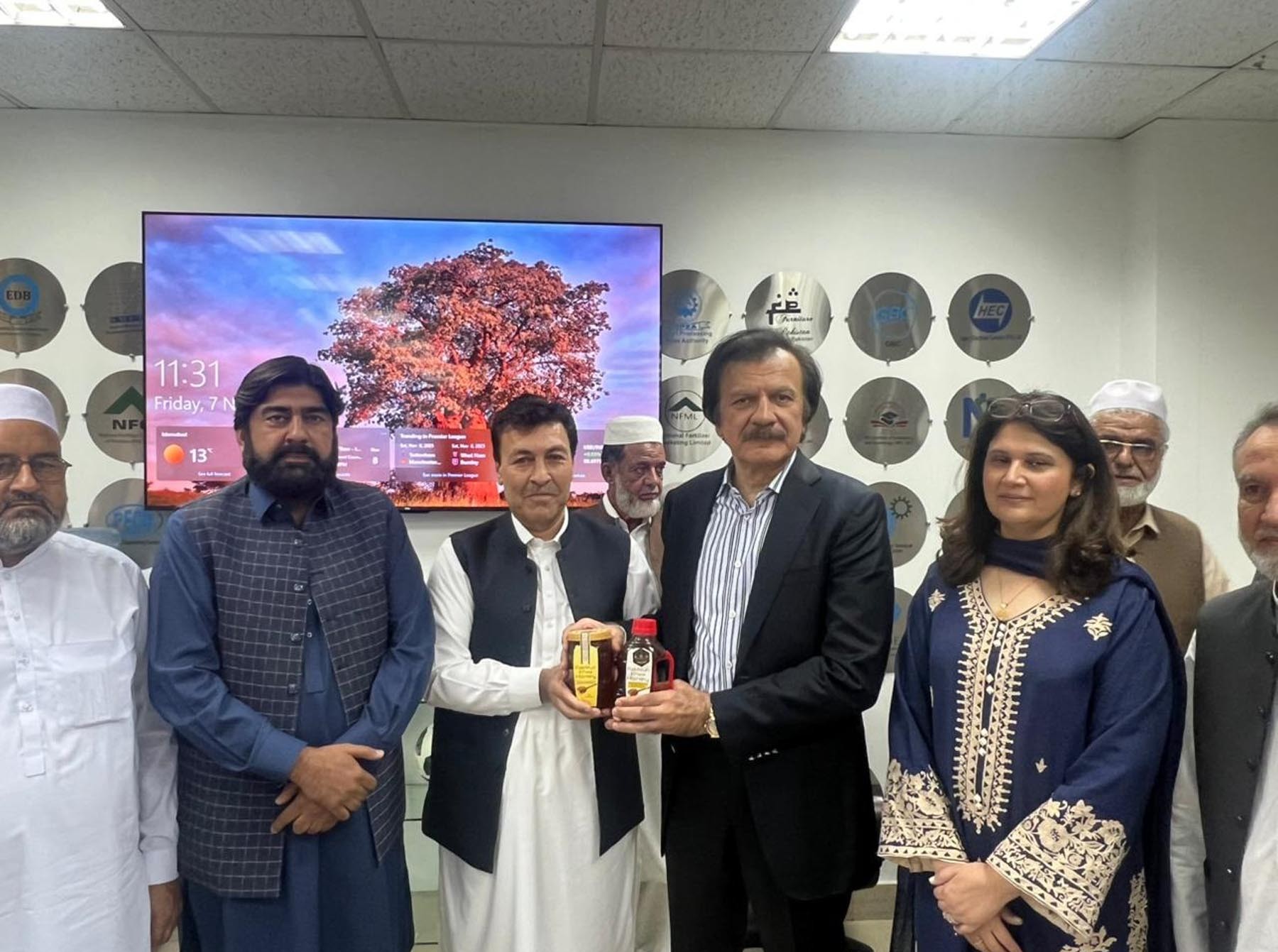 کوئی ملک اپنی معیشت کو اس وقت تک پائیدار بنیادوں پر ترقی نہیں دے سکتا جب تک اس کے چھوٹے اور درمیانے درجے کے کاروبار مضبوط نہ ہوں، ہارون اختر خان