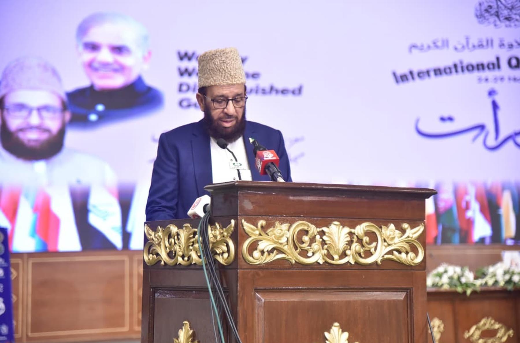 ہمیں قرآن و سنت کی تعلیمات کے مطابق اپنے کو اس طرح ڈھالنا ہے کہ ہم دنیا کو اسلام کا صحیح چہرہ دکھانے کے قابل بنا ئیں ، سردار محمد یوسف