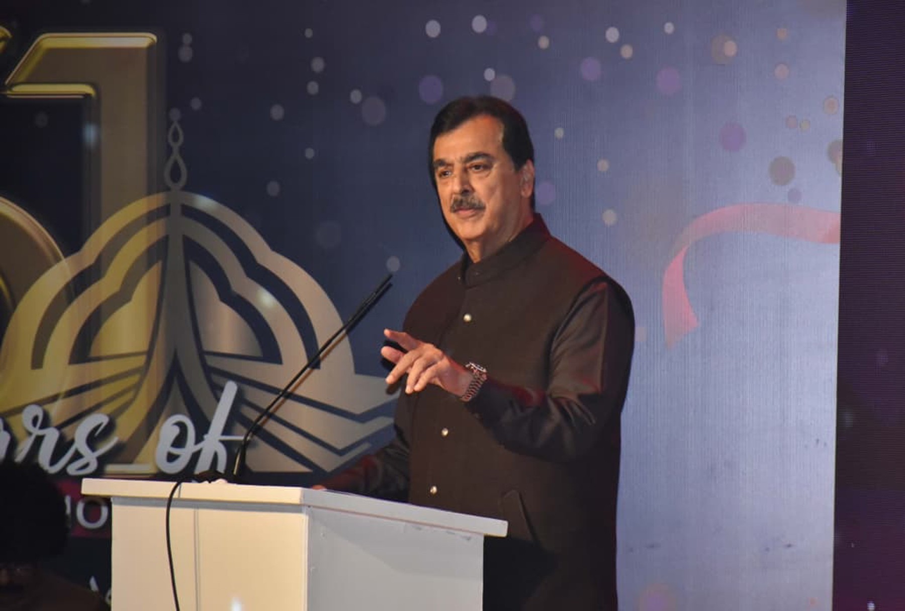 پاکستان ٹیلی ویژن خطے کی ثقافت، زبان، موسیقی اورادب کا امین ہے،چیئرمین سینیٹ سید یوسف رضا گیلانی