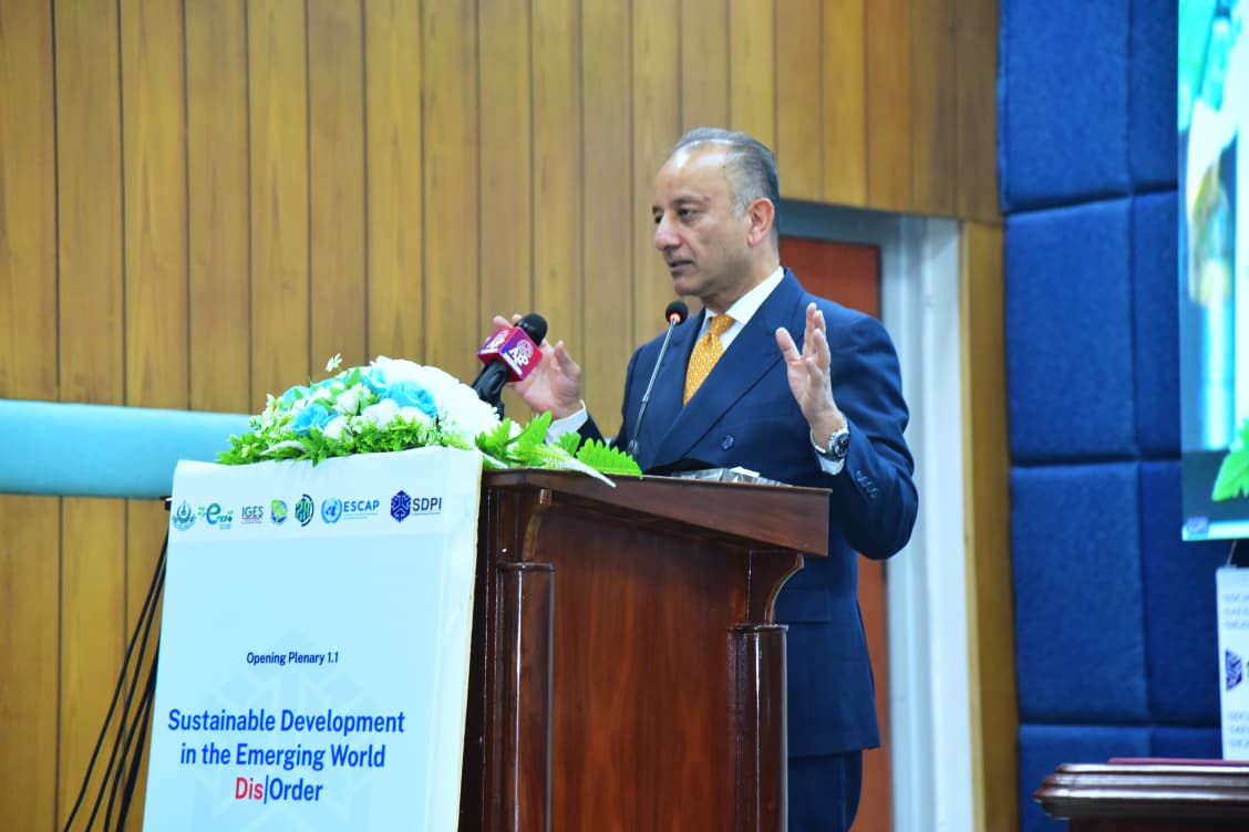 Dr. Mosaddiq Malik