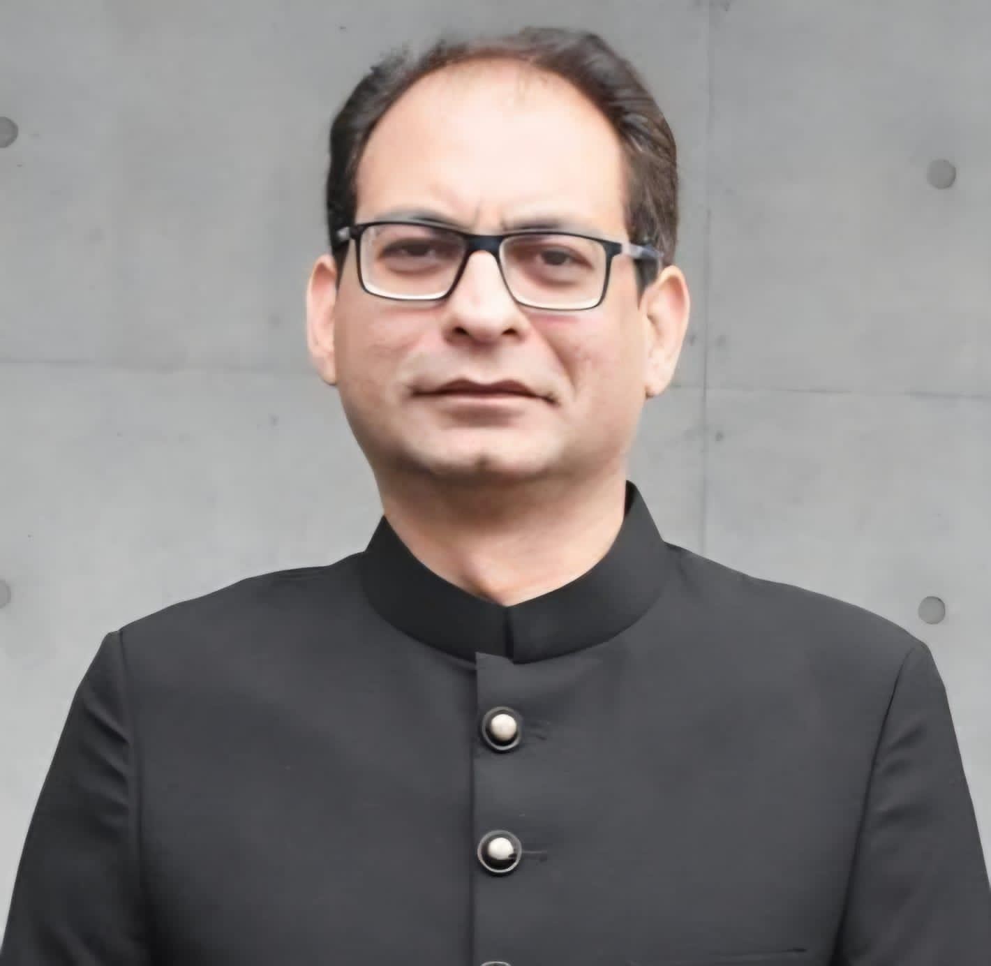 وزارت اطلاعات کے سینئر افسر اشفاق احمد خلیل وفاقی سیکرٹری اطلاعات و نشریات تعینات، نوٹیفیکیشن جاری