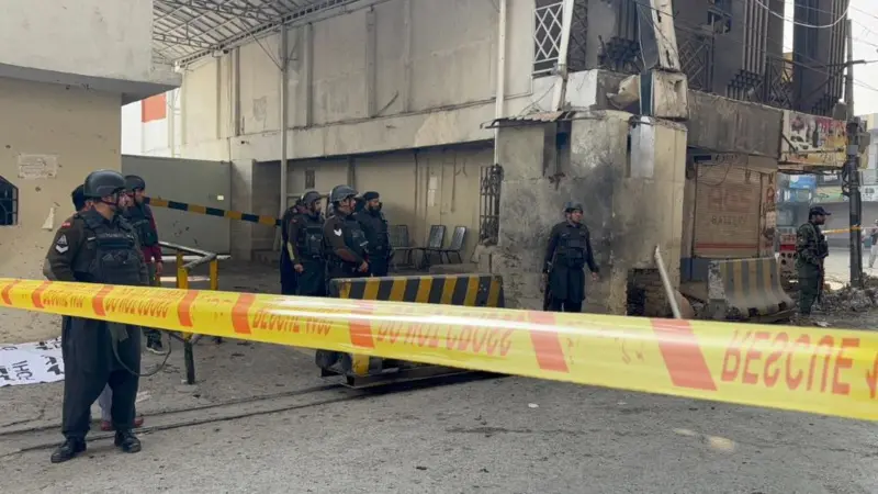 پشاور میں فیڈرل کانسٹیبلری ہیڈکوارٹر پر فتنہ الخوارج کے دہشتگردوں کے حملے کی ناکام کوشش