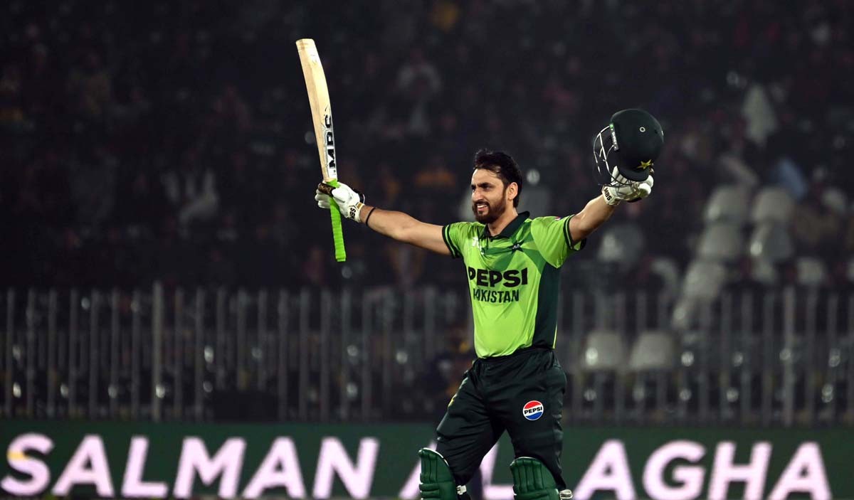 excitement of cricket fans