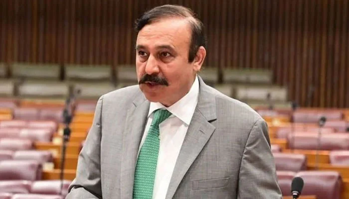 بشرٰی بی بی کا علاج جیل قواعد کے تحت ہورہا ہے،اگر زیادہ طبی سہولیات کی ضرورت ہے تو عدالت سے احکامات لائیں، مکمل سہولت مہیا کریں گے ،طارق فضل چوہدری