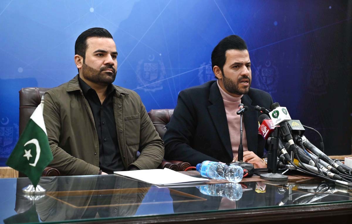 بیرسٹر عقیل ملک اور بیرسٹر دانیال چوہدری کی مشترکہ پریس کانفرنس