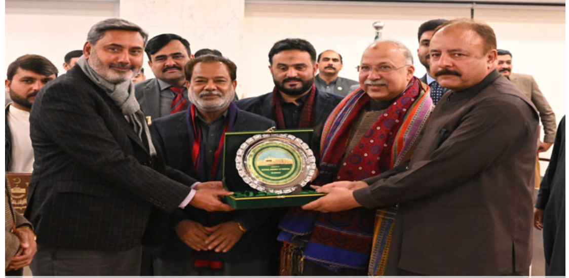 قومی اسمبلی کے سیکرٹری جنرل طاہر حسین کے اعزاز میں الوداعی تقریب