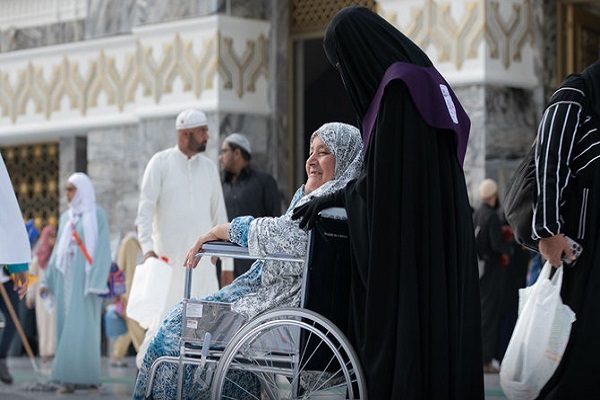 سعودی عرب ،مسجد الحرام میں معمر اور معذور افراد کی آمد ورفت کے لیے راستے مخصوص
