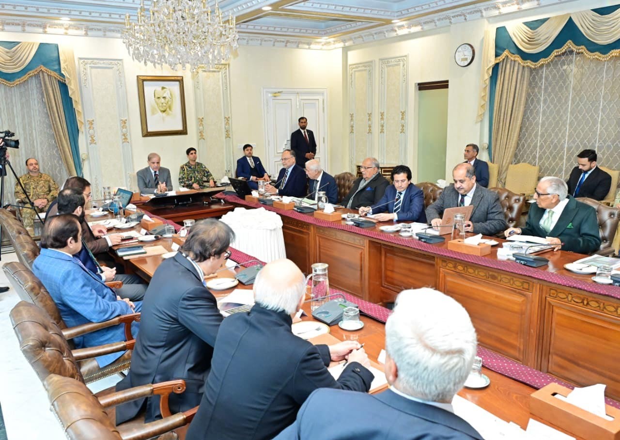 وزیر اعظم شہباز شریف کی زیرصدارت جائزہ اجلاس، معیشت سے متعلقہ وزارتوں کے عملی اقدامات ، قلیل مدتی جامع حکمت عملی اور سفارشات طلب