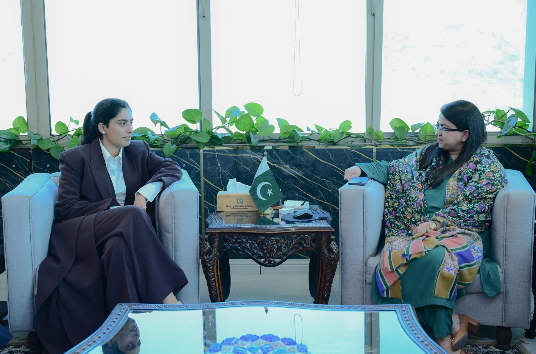 وزیراعظم شہباز شریف کا ڈیجیٹل نیشن پاکستان وژن حکومت کی ڈیجیٹل پالیسیوں کی بنیاد ہے،وفاقی وزیر شزہ فاطمہ خواجہ کی سجوانی وفد سے گفتگو