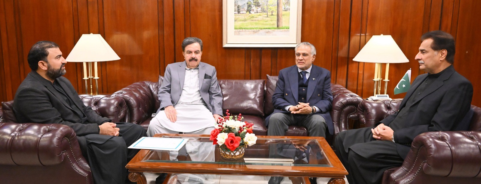 سپیکر قومی اسمبلی سے گورنر جعفر خان مندوخیل اور وزیر اعلیٰ میرسرفراز بگٹی کی ملاقات ، باہمی دلچسپی کے دیگر امور پر تفصیلی تبادلہ خیال