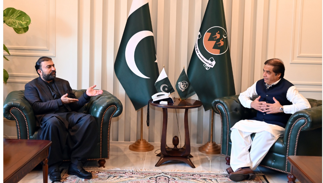 وزیر اعلیٰ بلوچستان میر سرفراز بگٹی اور وفاقی وزیر ریلویز حنیف عباسی کی زیر صدارت اجلاس، پیپلز ٹرین سروس سمیت مشترکہ ترقیاتی منصوبوں کے آغاز پر اتفاق