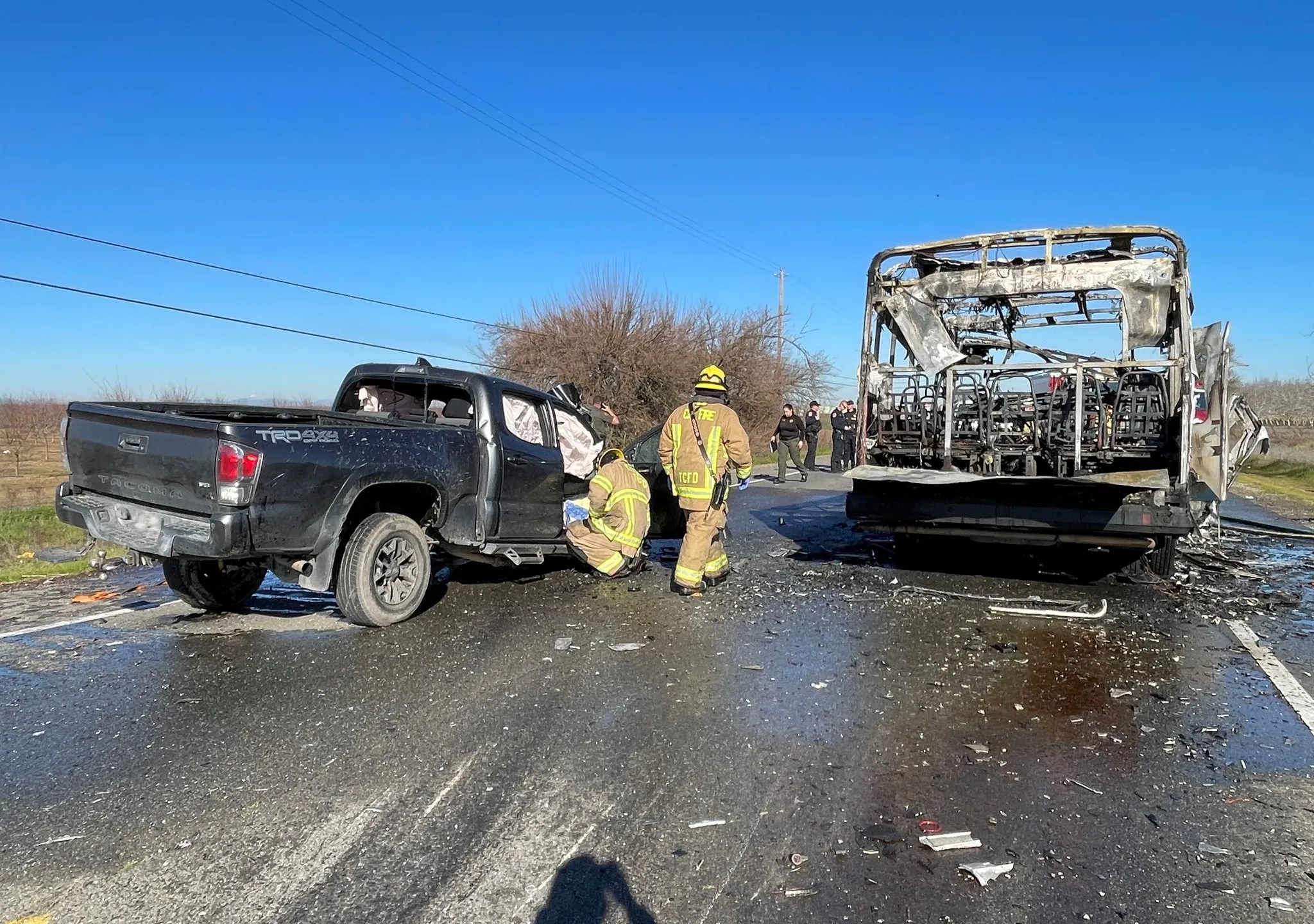 Traffic accident in California, 6 people killed