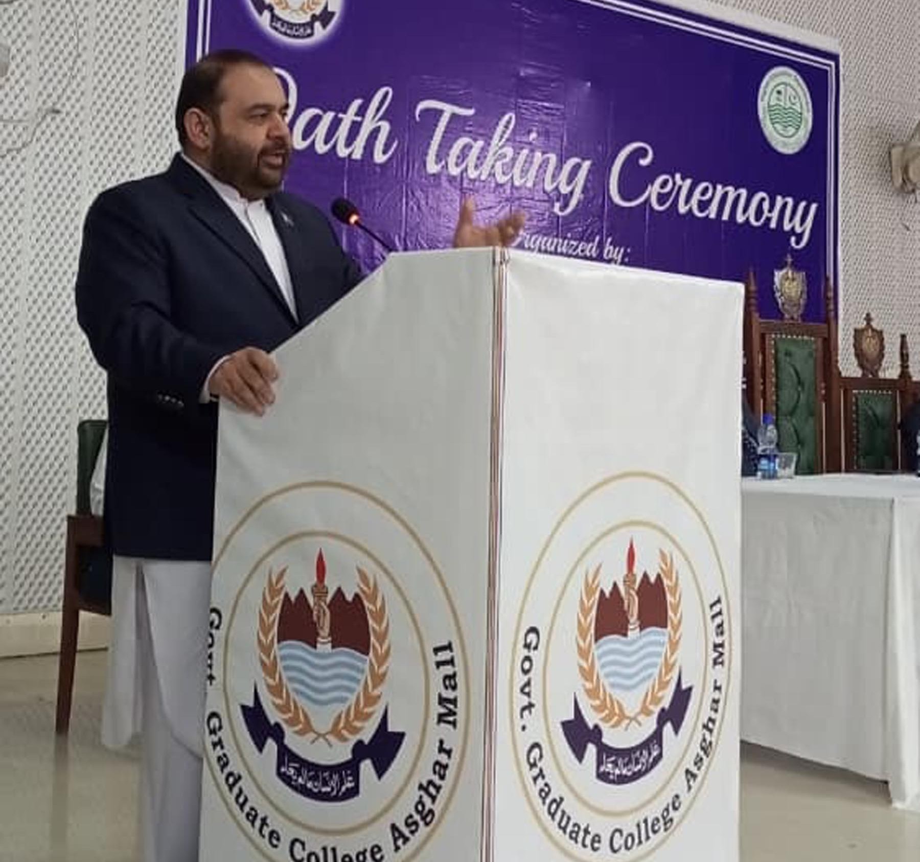 Federal Minister Aurangzeb Khan Khichi