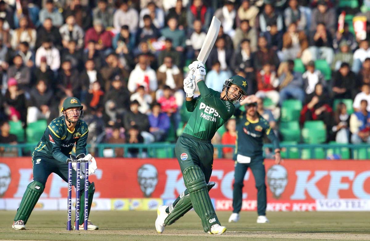 Pakistan beat Australia by 22 runs