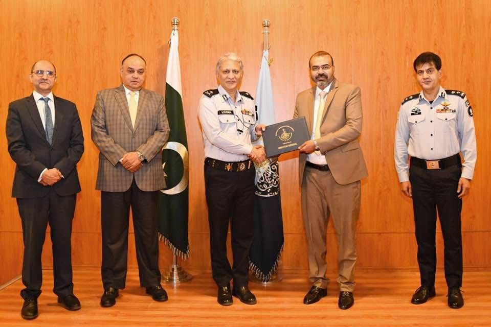 ڈی جی ایف آئی اے سے ڈپٹی ڈائریکٹر لیگل کے عہدے پر ترقی پانے والے افسران کی ملاقات