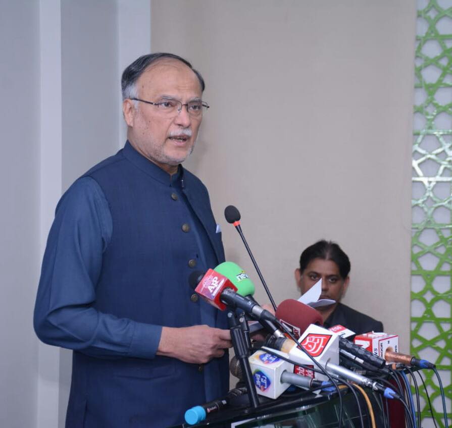 پاکستان گورننس فورم 2026 کا انعقاد مستقبل کی معاشی ترقی کے لیے قابل عمل اور نتیجہ خیز حل تلاش کرنے کے مقصد سے کیا گیا ہے، احسن اقبال
