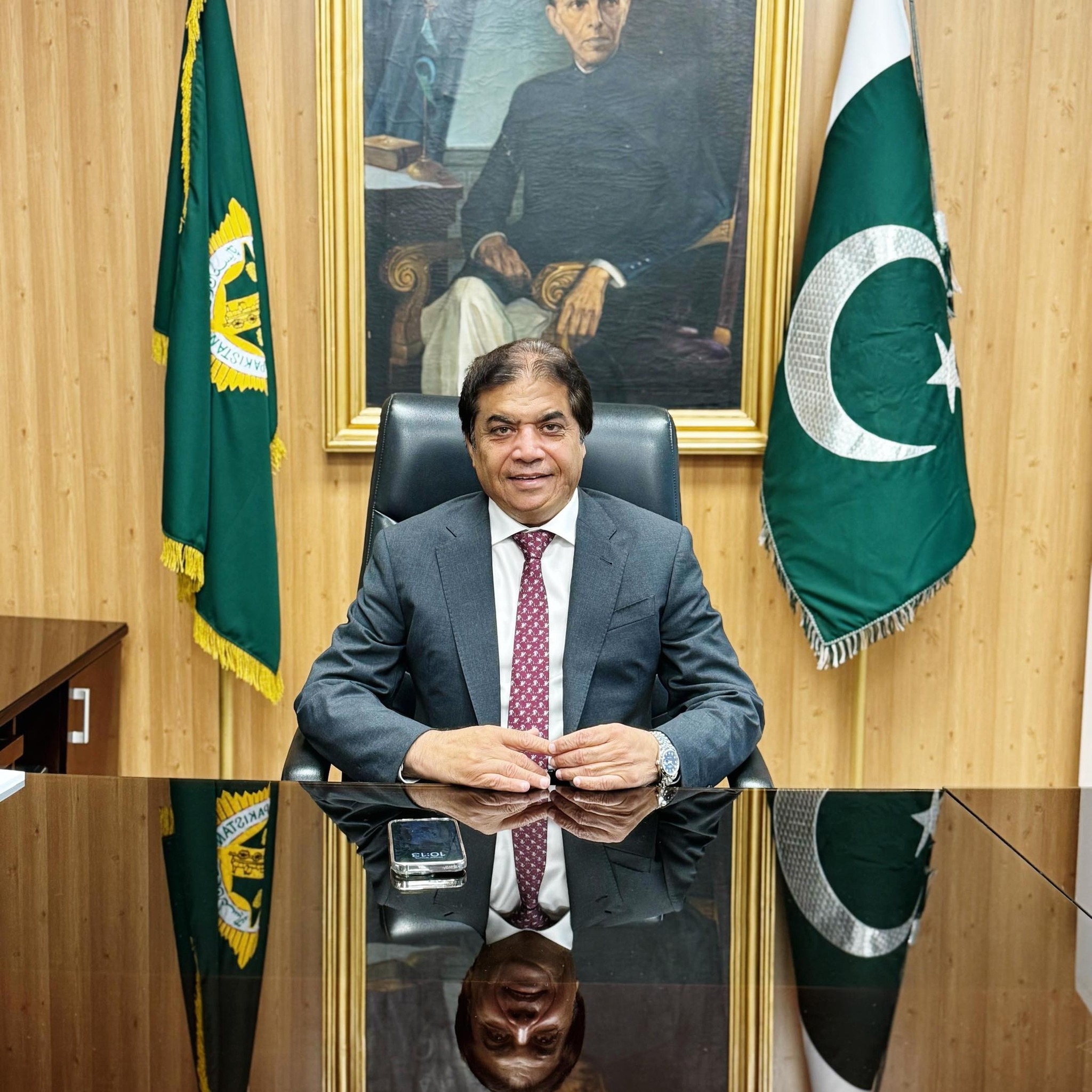 پاکستان ریلویز کی آمدن میں اضافے اور کمرشل اثاثوں کے مؤثر و شفاف انتظام کے لیے عملی اقدامات جاری ہیں ،وفاقی وزیر ریلوے محمد حنیف عباسی
