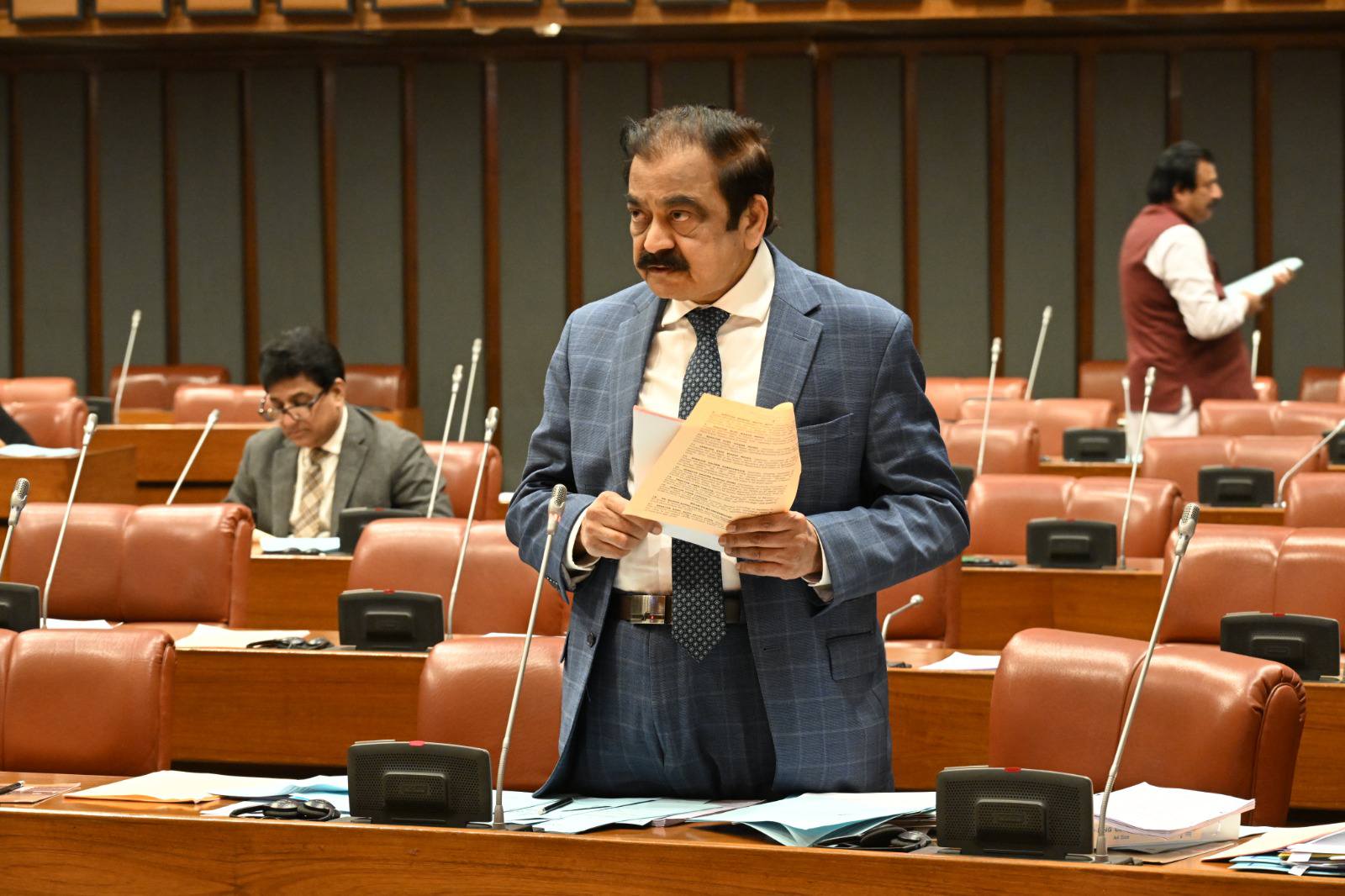 جمہوریت تصادم اور تعطل کی بجائے مکالمے سے مضبوط ہوتی ہے، رانا ثناء اللہ