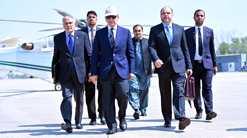 وزیراعظم سرکاری دورہ پر سعودی عرب پر روانہ ہوگئے