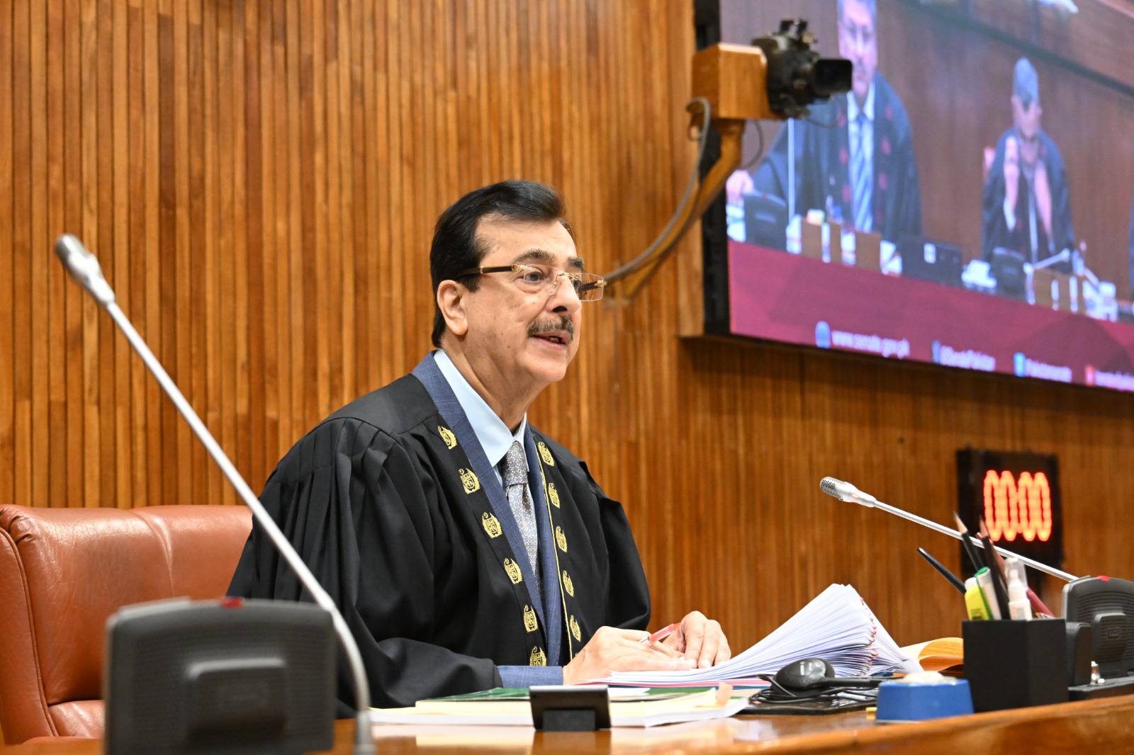 خواتین کسی بھی معاشرے کی ترقی، خوشحالی اور استحکام میں بنیادی اور ناگزیر کردار ادا کرتی ہیں، سید یوسف رضا گیلانی