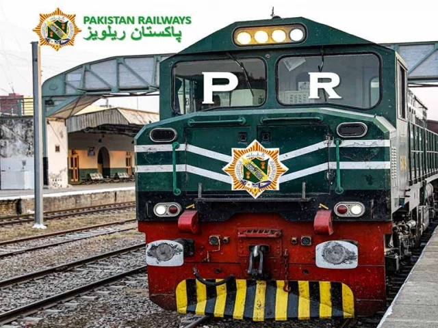 پاکستان ریلویز کا مسافروں کی سہولت کیلئے عید پر چار خصوصی ٹرینیں چلانے کا فیصلہ