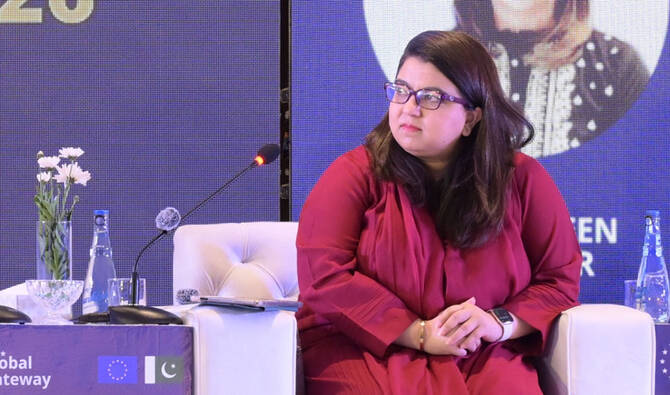 حکومت کا آئندہ تین سال میں فائبرائزیشن کو 60 فیصد تک بڑھانے کا ہدف ہے، شزا فاطمہ خواجہ