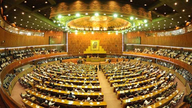 پاکستان کی ثالثی کی وجہ سے تنائو میں کمی ،چیزوں کے بہتر ہونے کا امکان ہے ،اراکین قومی اسمبلی