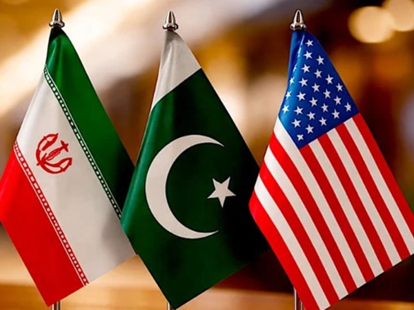 اسلام آباد مذاکرات، پاکستان نے امریکہ–ایران کشیدگی میں سفارتی پل بن کر عالمی اعتماد جیت لیا، حافظ احسان احمد کھوکھر