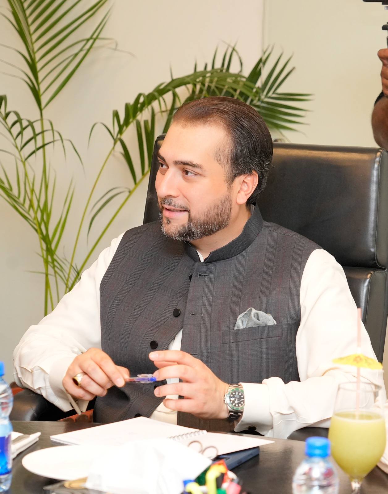 وزیر زراعت پنجاب نے موبائل پیسٹ سرویلینس سکواڈ کے قیام کا افتتاح کردیا