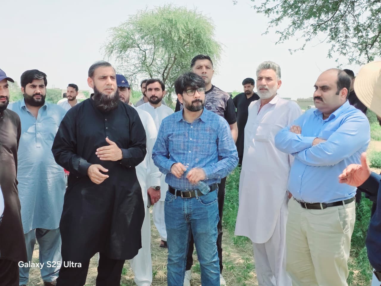فیڈرل گورنمنٹ ایمپلائز ہاؤسنگ اتھارٹی نے سیکٹر ایف14 اور ایف15 میں اہم شاہراہوں اور سروس روڈز کا قبضہ حاصل کر لیا