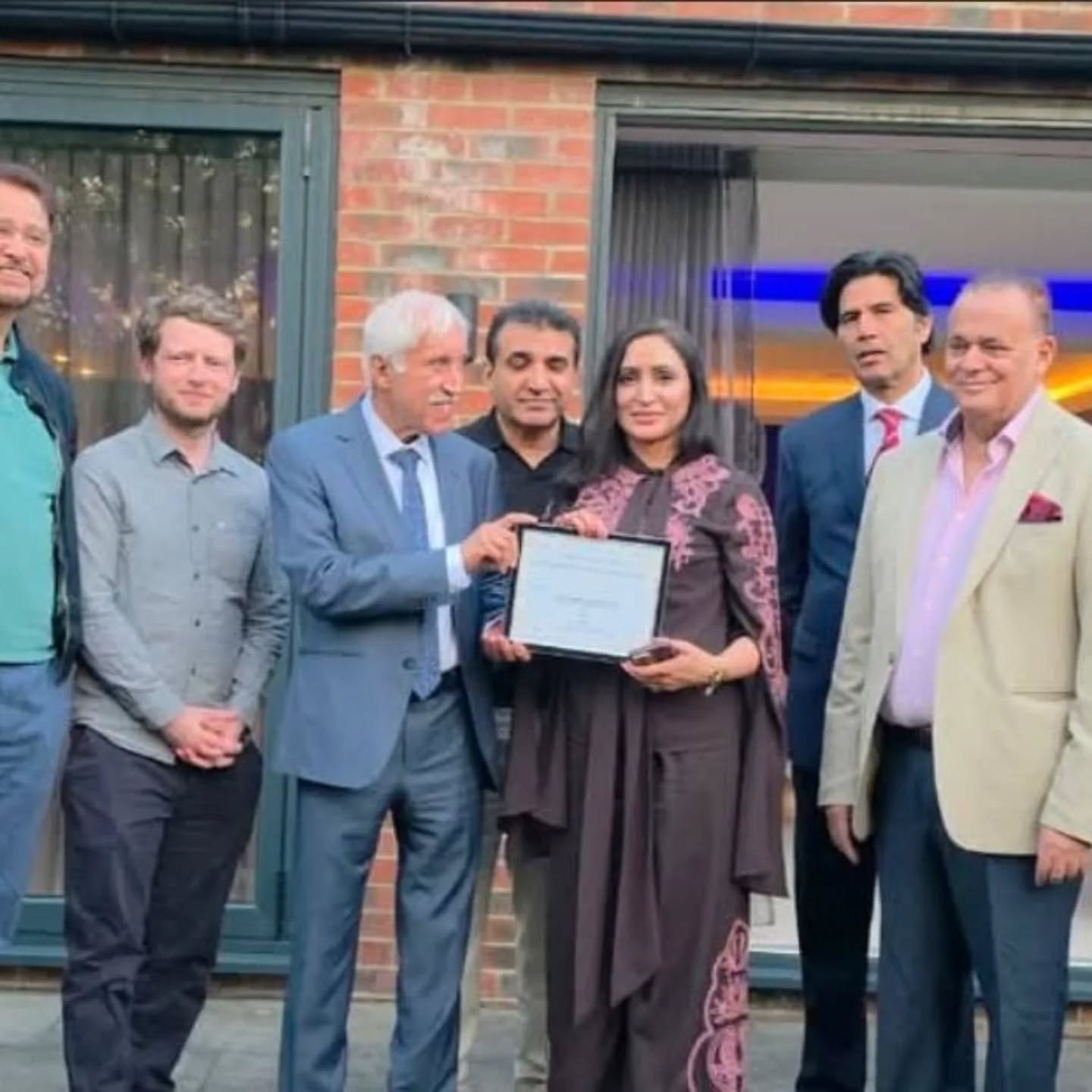 مانچسٹر میں وفاقی وزیر برائے بورڈ آف انویسٹمنٹ قیصر احمد شیخ کا شاندار استقبال