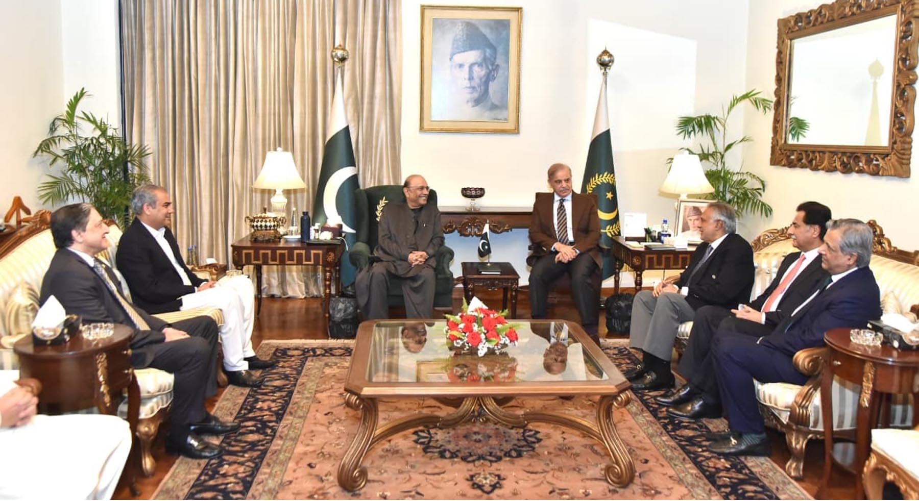 صدر مملکت آصف علی زرداری سے وزیرِاعظم محمد شہباز شریف کی ملاقات