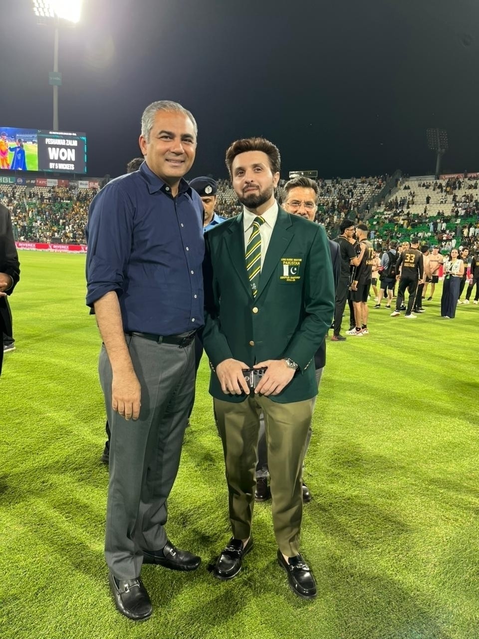 تمغہ امتیاز کے لئے نامزد شوٹر محسن نواز کو پی ایس ایل کی اختتامی تقریب میں خراجِ تحسین