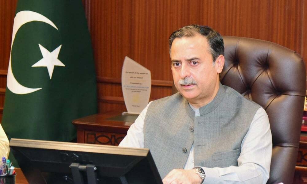 وفاقی وزیر بحری امور جنید انوار چوہدری کا کراچی پورٹ کے قریب بحری حادثے پر وضاحتی بیان