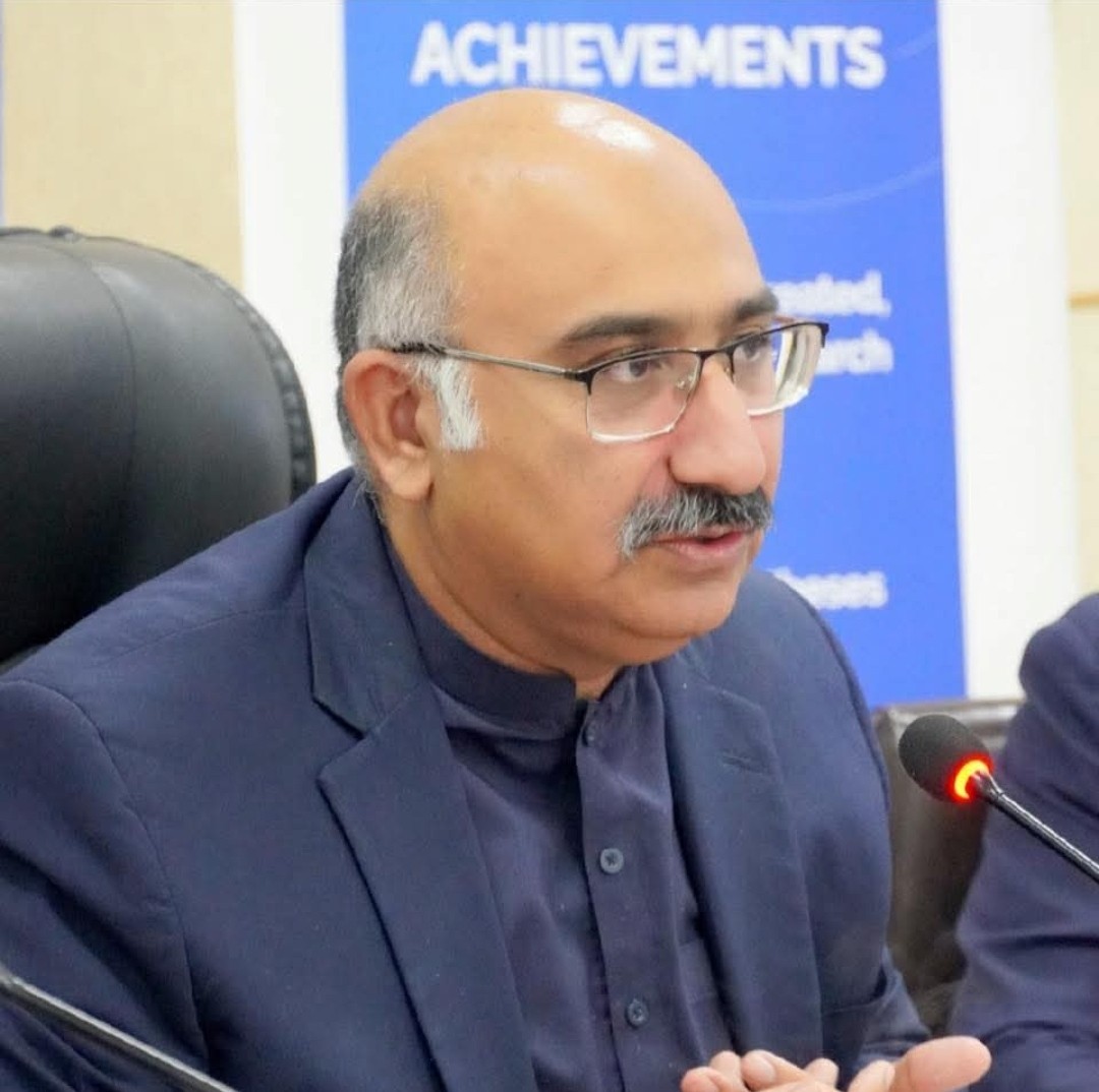 قومی نصاب کونسل کی تکنیکی کمیٹی میں جزوی تبدیلیاں، معروف محقق ڈاکٹر محمد شاہد سرویا سمیت 4 نئے اراکین تعینات، نصاب سازی کے ٹی او آرزپر مشاورت دیں گے