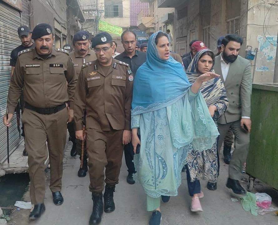 ڈپٹی کمشنر سیالکوٹ اور ڈی پی او سیالکوٹ کا عاشورہ محرم کے جلوسوں کا دورہ، سکیورٹی و انتظامی انتظامات کا جائزہ لیا