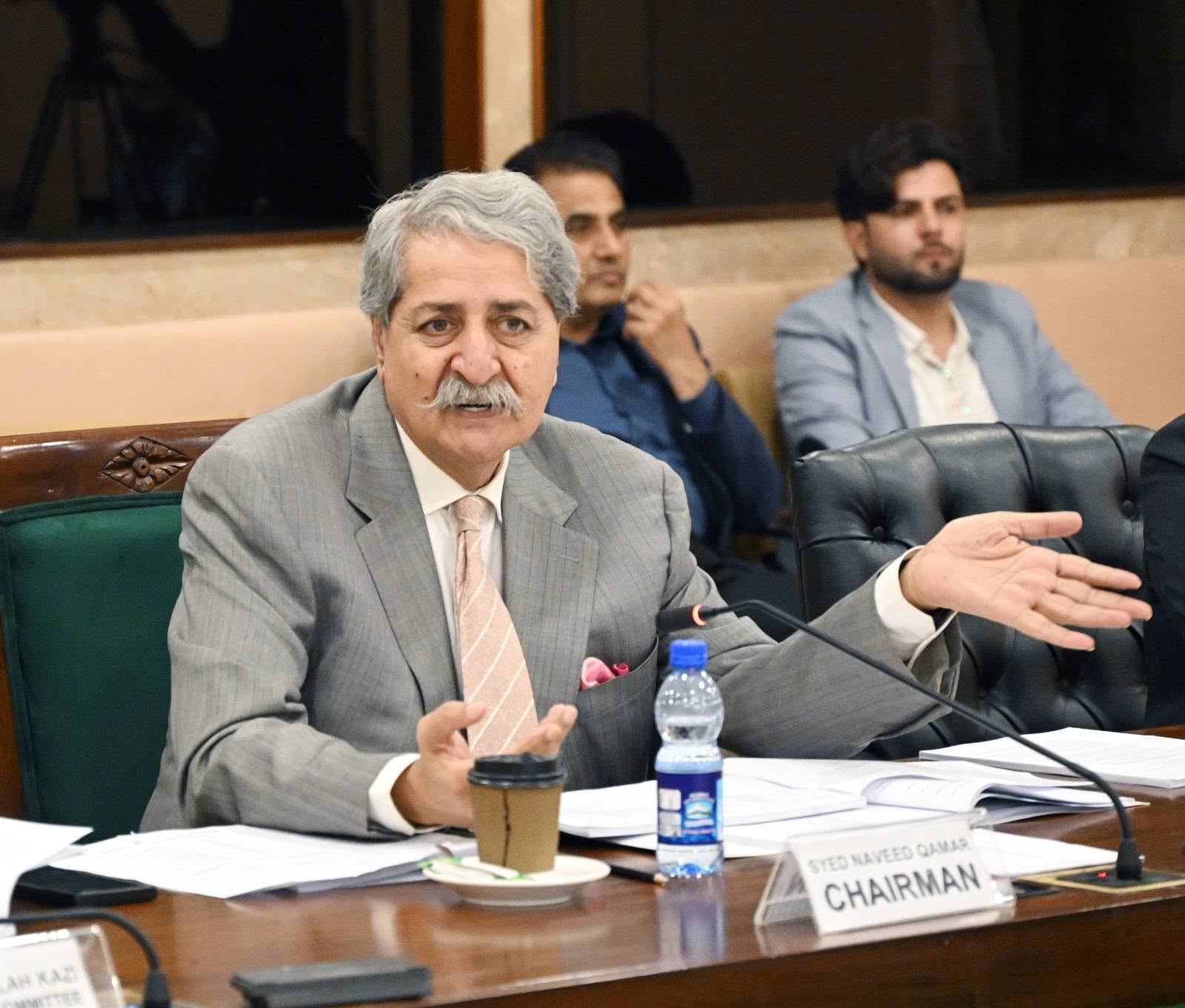 قومی اسمبلی کی قائمہ کمیٹی برائے خزانہ و محصولات کااجلاس، کسٹمز سرٹیفکیٹس کی خلاف ورزی پر ٹرمینل آپریٹرز کے جرمانے کی رقم ایک کروڑ روپے کے بجائے 50 لاکھ روپے مقررکرنے کی سفارش