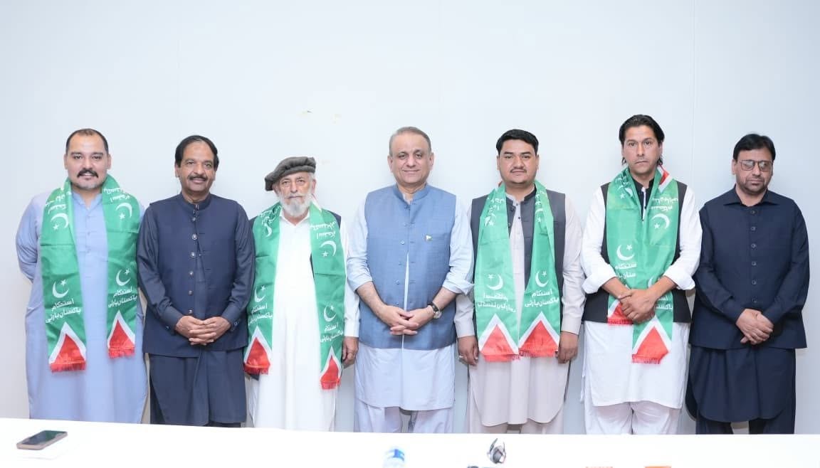 4آزاد ارکان گلگت بلتستان اسمبلی استحکام پاکستان پارٹی میں شامل