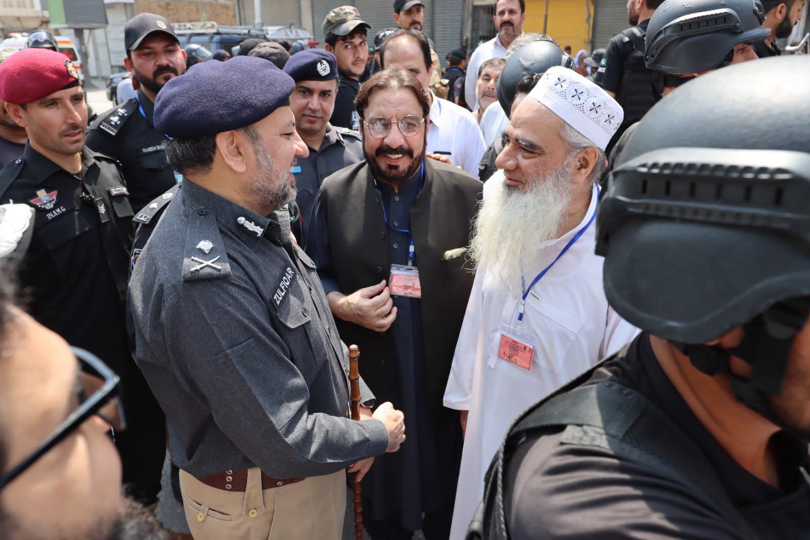 آئی جی خیبر پختونخوا ذوالفقار حمید کا پشاور کینٹ کا دورہ، نویں محرم الحرام کے جلوسوں کے سکیورٹی انتظامات کا جائزہ