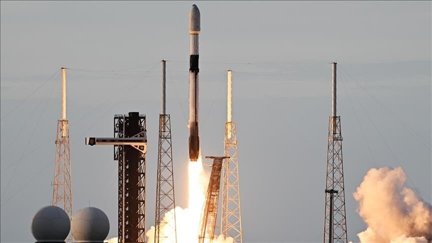 Internet satellites