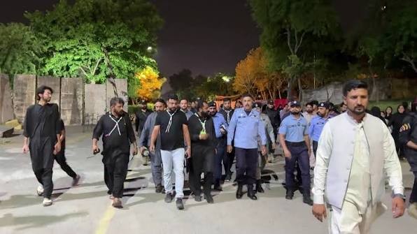 آئی جی اسلام آباد سید علی ناصر رضوی کا امام بارگاہ اثناءعشری کا دورہ
