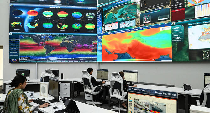 حکومت کا موسم کی پیش گوئی اور ابتدائی وارننگ نظام بہتر بنانے کے لیے 1.6 ارب روپے خرچ کرنے کا منصوبہ