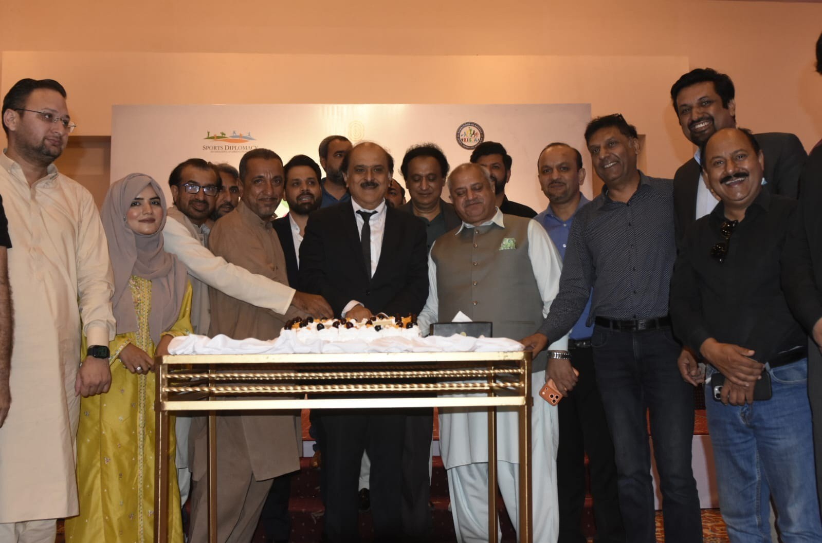 ہاکی کے عالمی مقابلوں میں قومی ٹیم کی شرکت یقینی بنائیں گے، وفاقی سیکرٹری محی الدین وانی کا رسجا کی تقریب سے خطاب