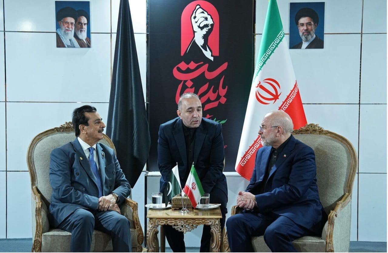 چیئرمین سینیٹ سید یوسف رضا گیلانی کی سپیکر ایرانی پارلیمنٹ ڈاکٹر محمد باقر قالیباف سے ملاقات