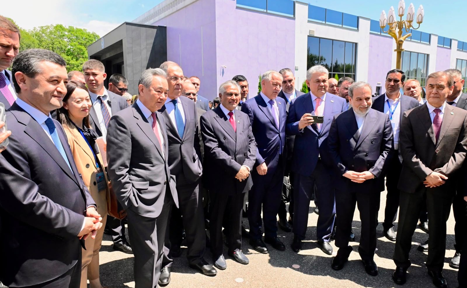 نائب وزیراعظم اسحاق ڈار