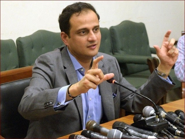میئر کراچی نے گلستانِ جوہر اور بولٹن مارکیٹ کے نئے بحال شدہ فائر اسٹیشنز کا افتتاح کردیا