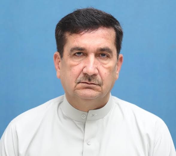 خیبر پختونخوا کے وزیر مواصلات و تعمیرات شکیل احمد